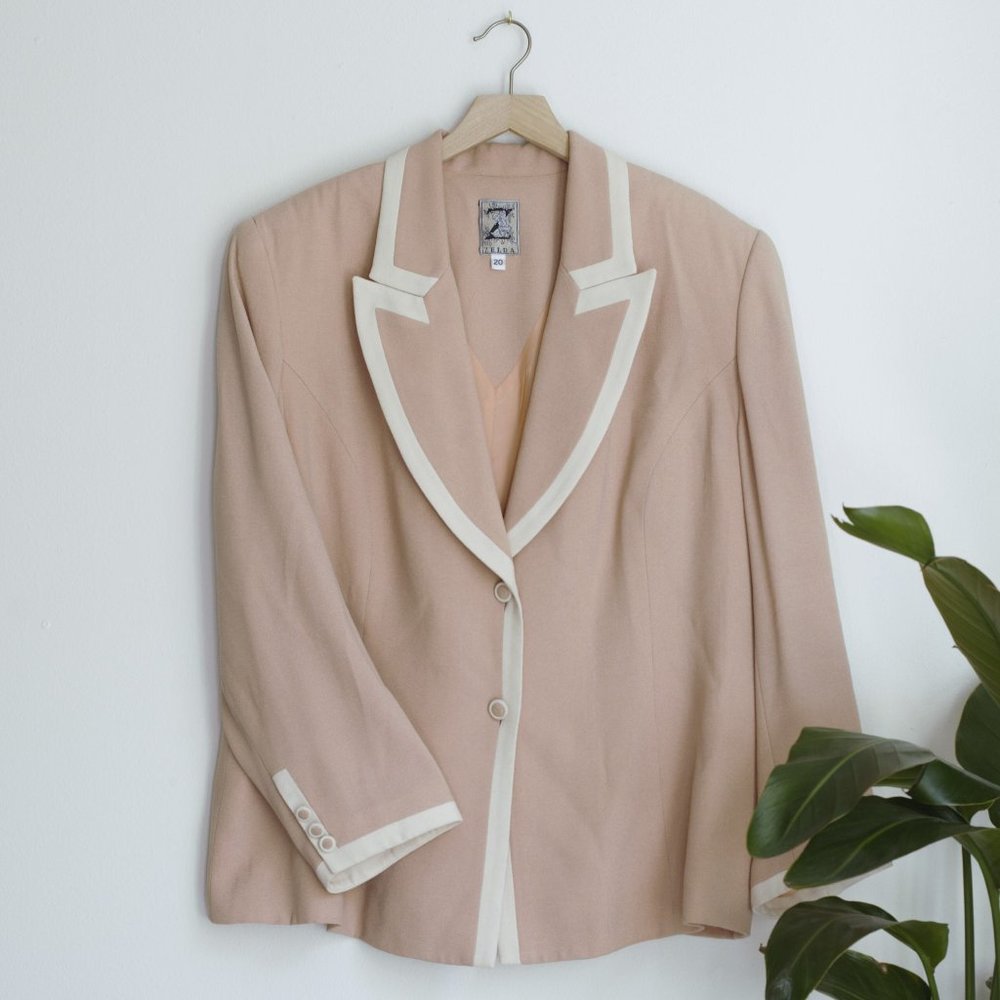 Vintage 1980's Zelda suit jacket.